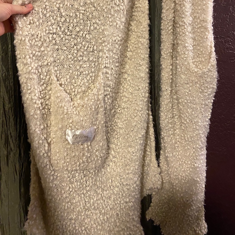 Ivory cream giving Shawl